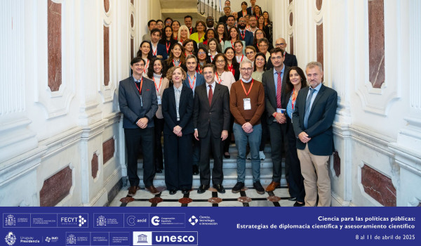Participantes de la primera edición del curso "Ciencia para las políticas públicas" celebrado en Montevideo Participantes de la primera edición del curso "Ciencia para las políticas públicas" celebrado en Montevideo